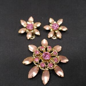 1950s Pink Flower Brooch & Earrings, Frosty Light Pink Cabs Hot Pink Rhinestones